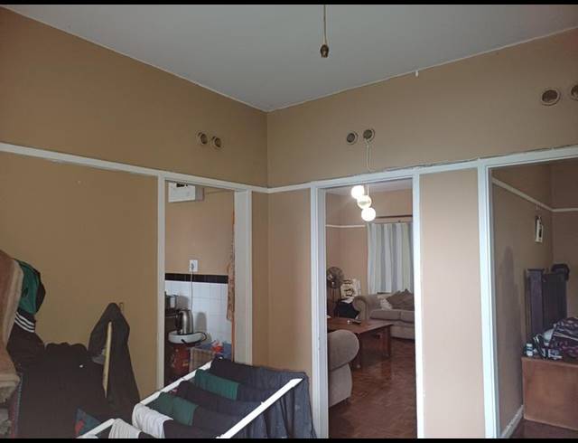 1 BEDROOM APARTMENT FOR SALE IN WESTRIDGE